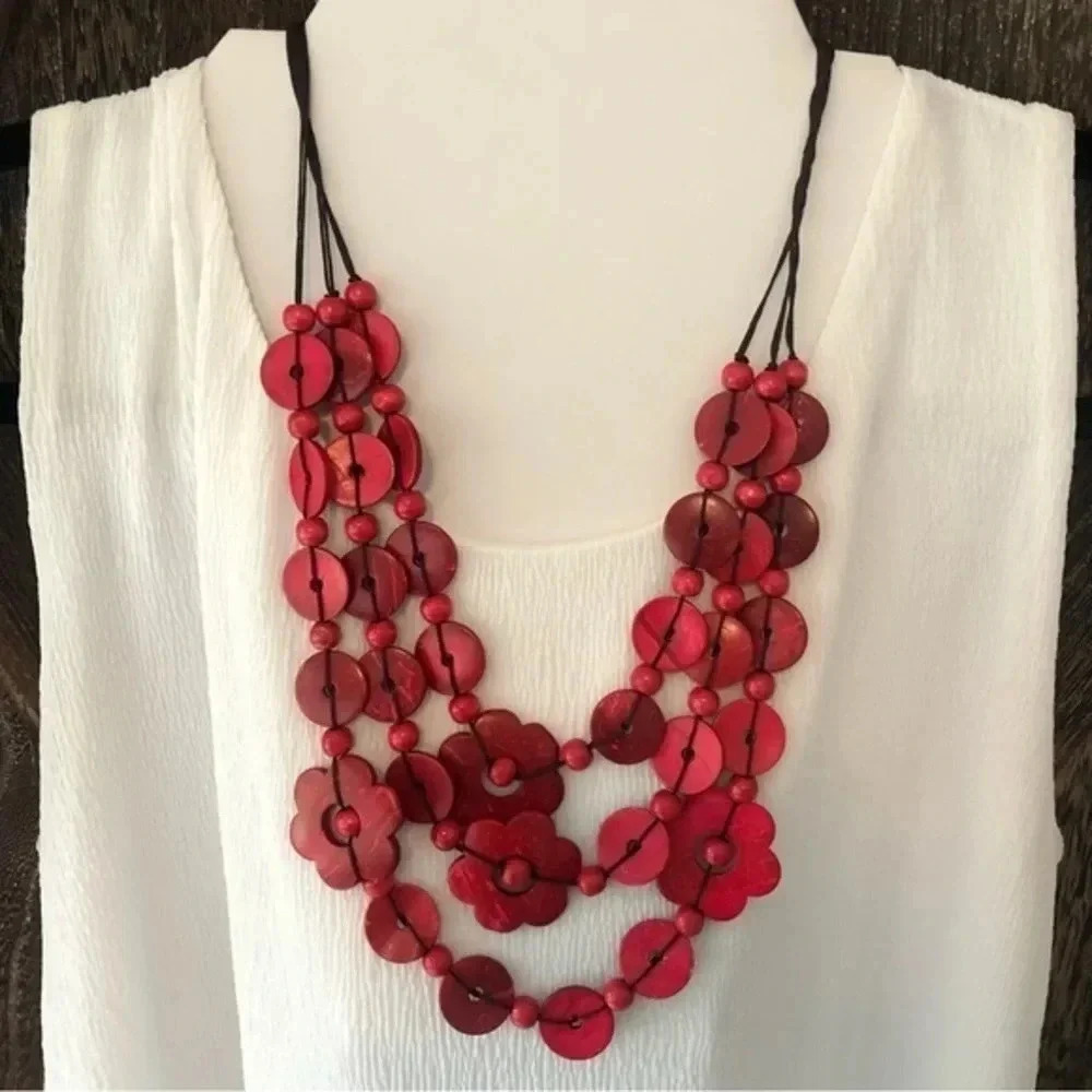Gorgeous Handmade Rich Red Flower Wooden Beaded Statement Necklace NWT